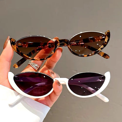 GlimmerVogue Iconic Cat-Eye Sunglasses