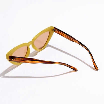 TigerGlance Sunglasses: Fierce Unisex Tiger Edition