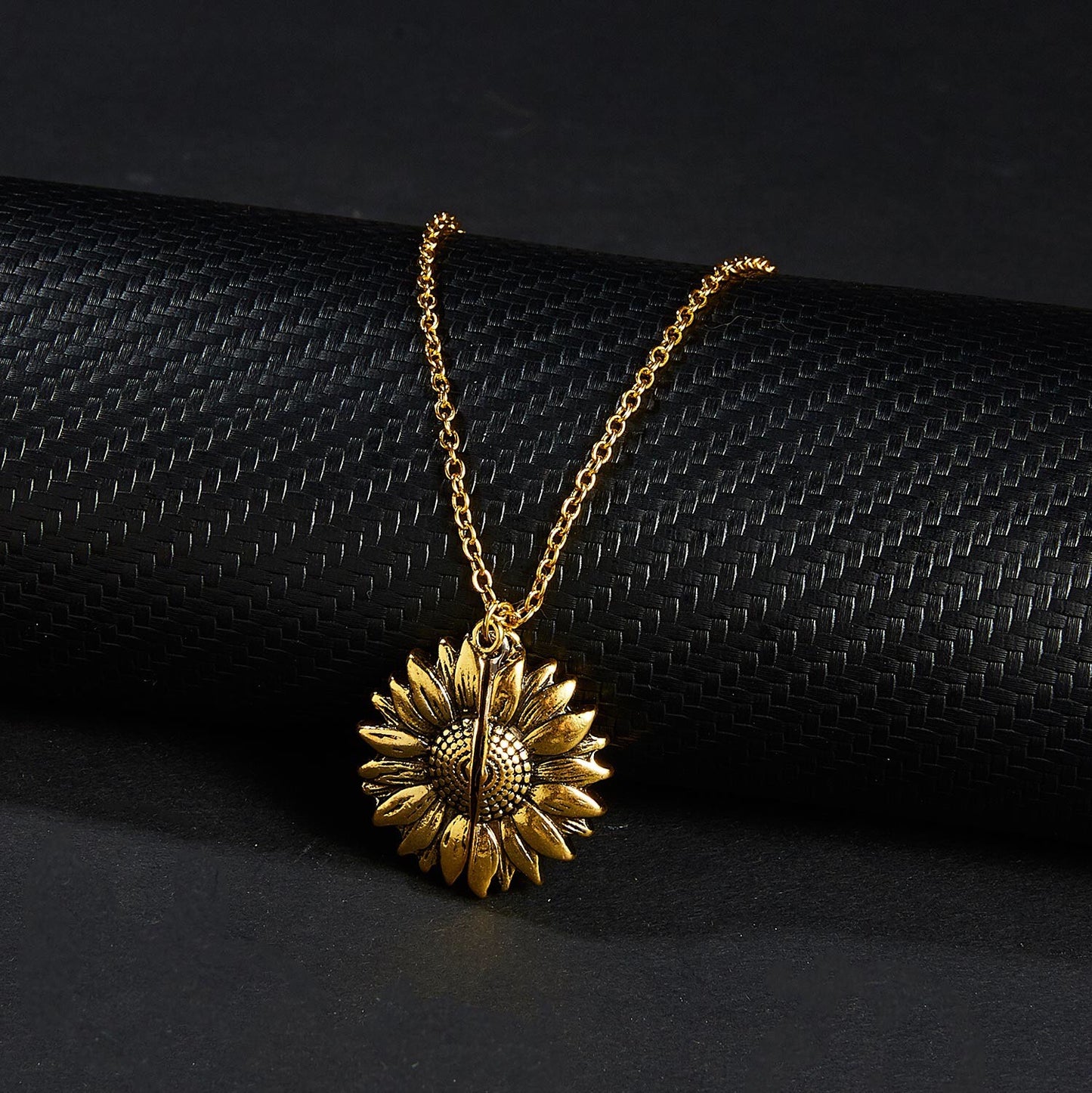 Radiant Sunflower Necklace: Embrace the Joyful Symbol of Strength and Prosperity