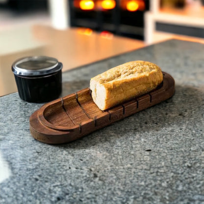 Wooden Bread Cutting Board: Vintage Elegance for Perfect Slices