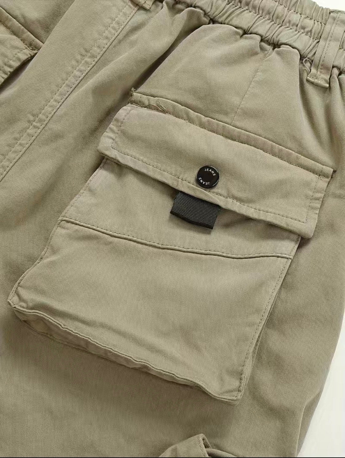 Casual Comfort: Men's New Cargo Pants for Fall and Winter